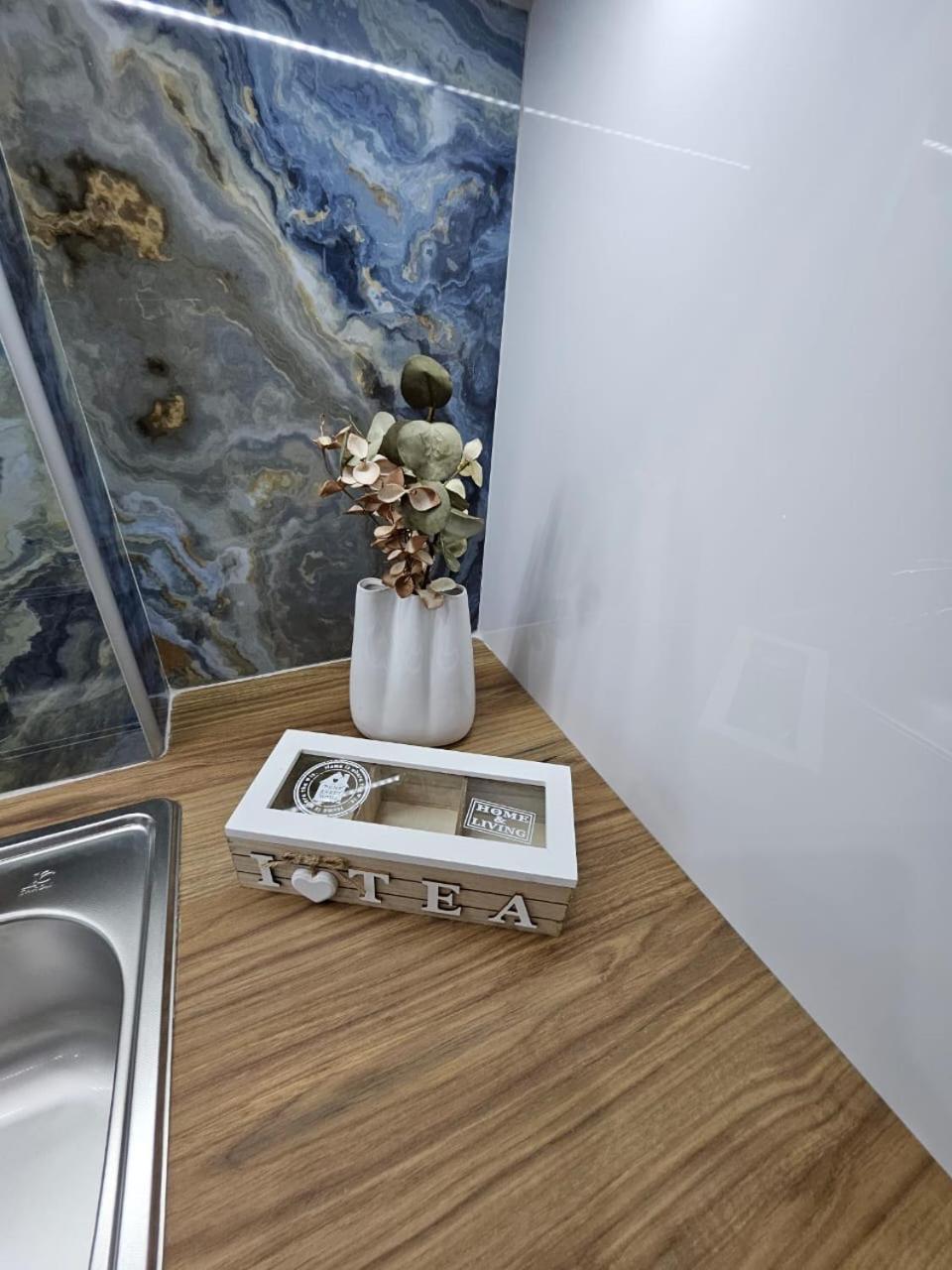 Agora Luxury Apartment 7 Лоутраки Экстерьер фото