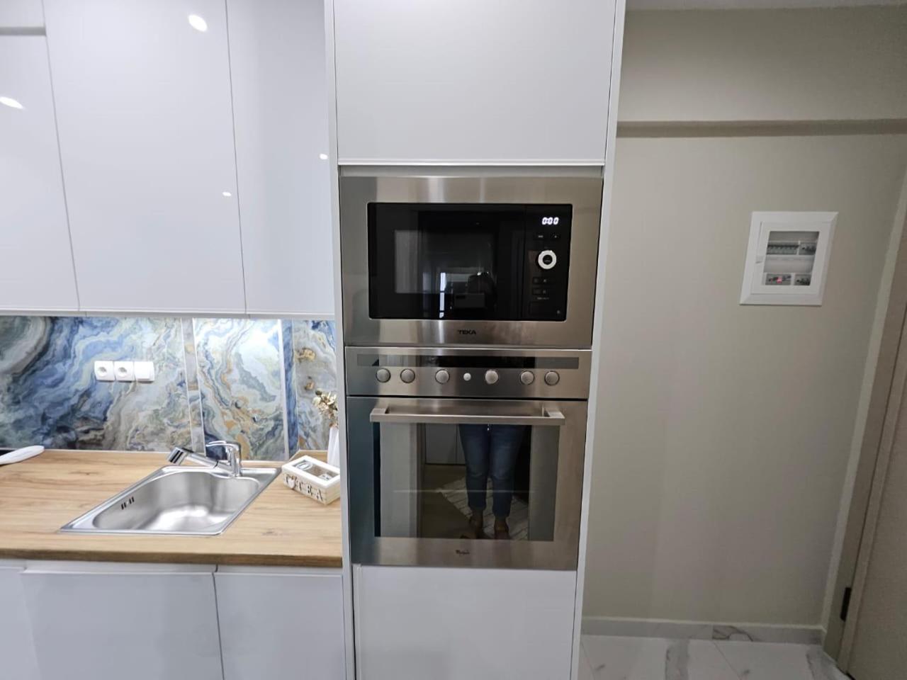 Agora Luxury Apartment 7 Лоутраки Экстерьер фото